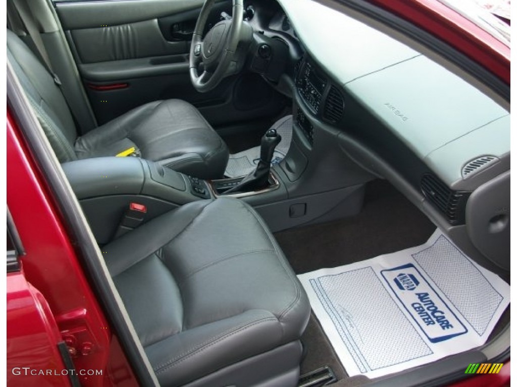 Medium Gray Interior 2003 Buick Regal GS Photo #50448161