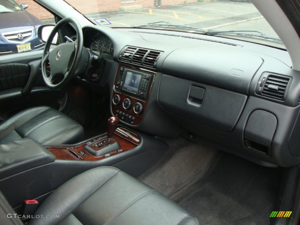 2004 Mercedes-Benz ML 500 4Matic Charcoal Dashboard Photo #50448794