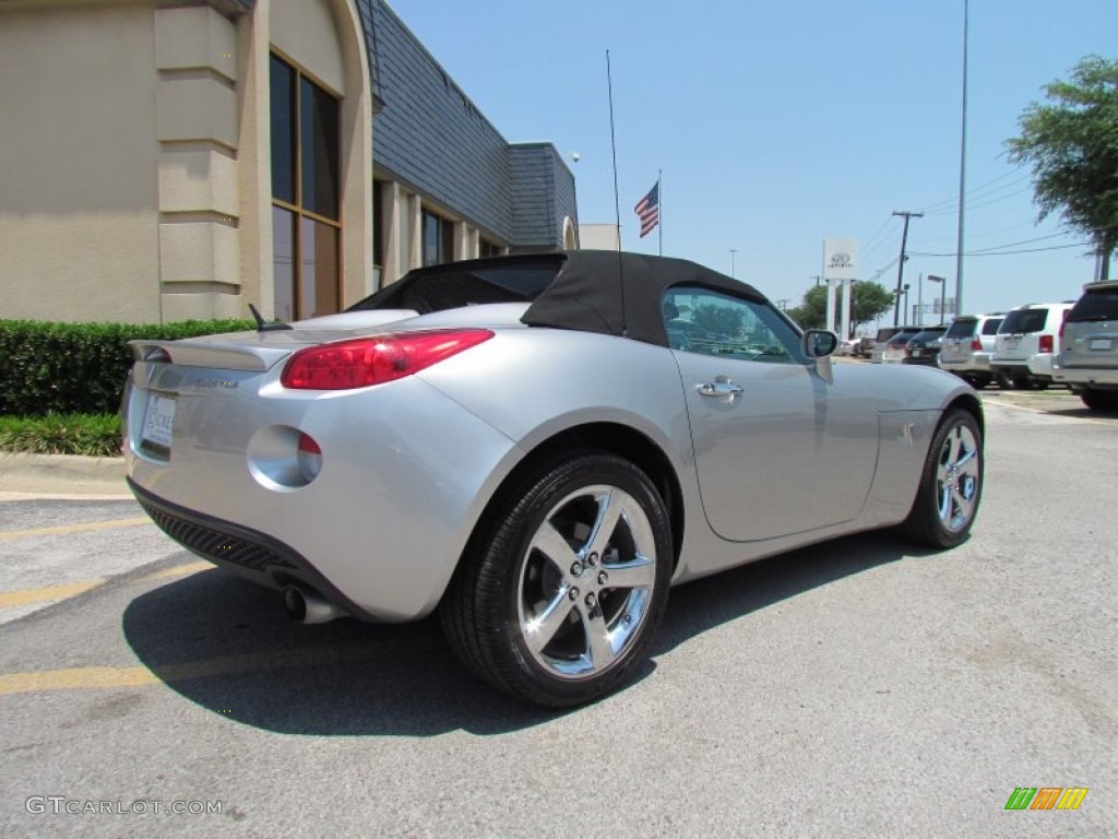 Cool Silver 2009 Pontiac Solstice Roadster Exterior Photo #50448844