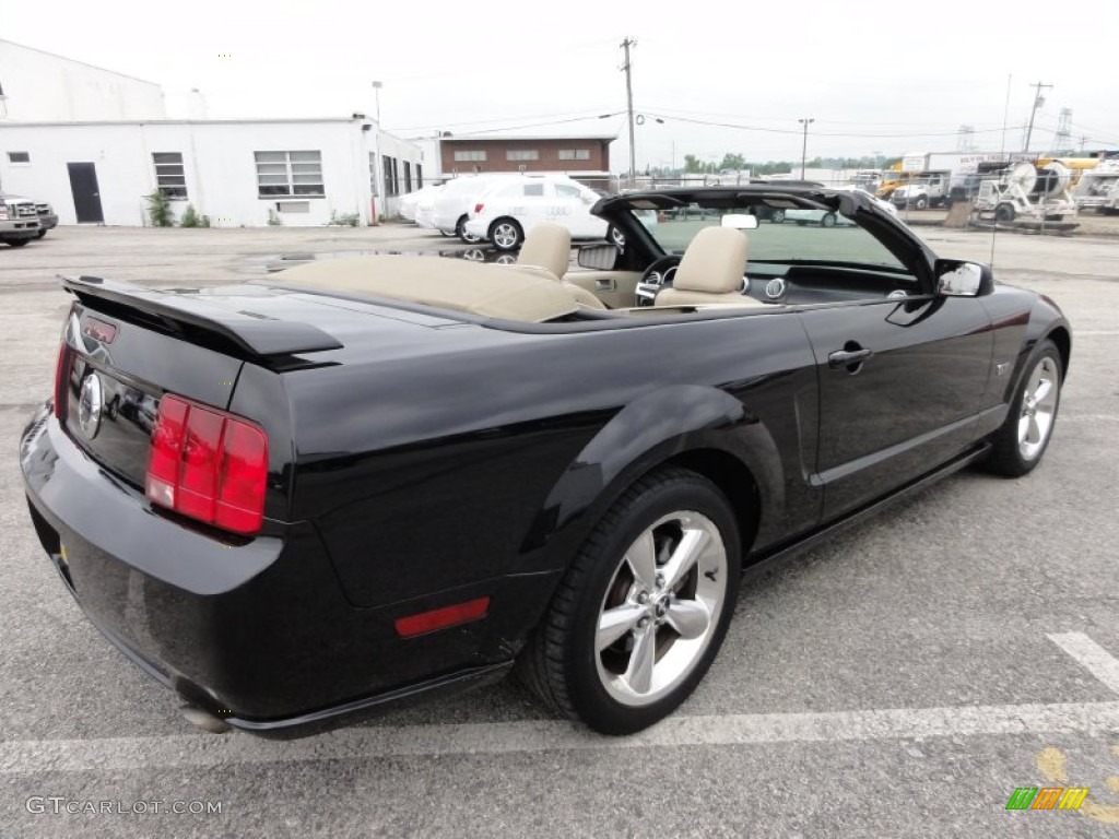 2006 Mustang GT Premium Convertible - Black / Light Parchment photo #8