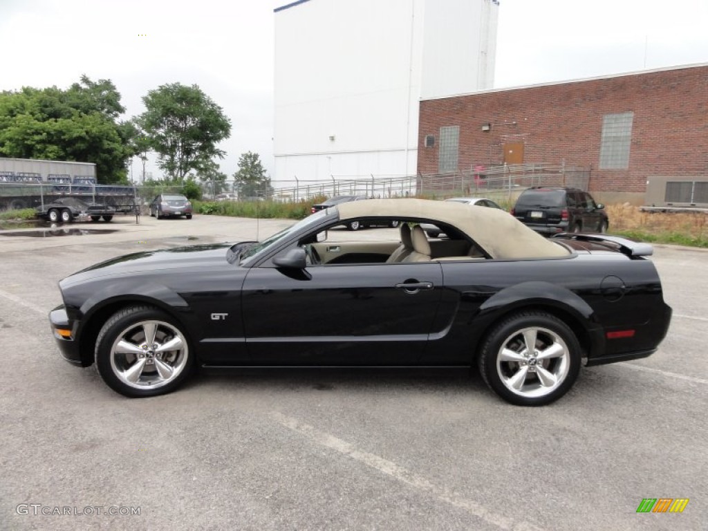 2006 Mustang GT Premium Convertible - Black / Light Parchment photo #53