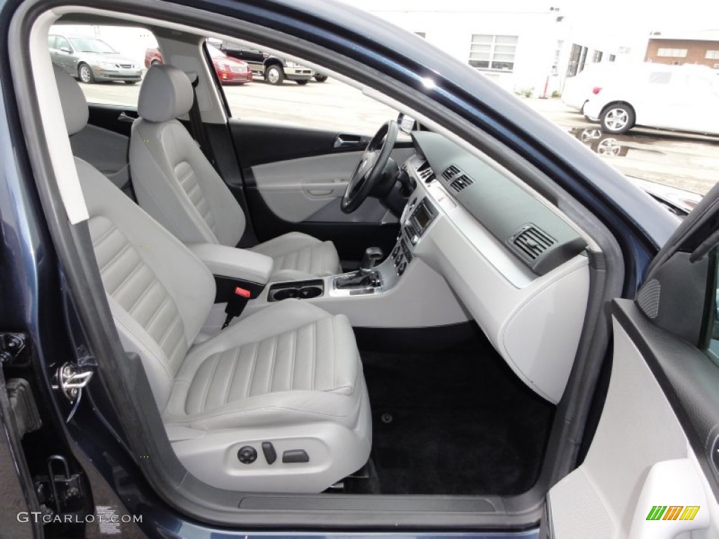 Classic Grey Interior 2006 Volkswagen Passat 3.6 4Motion Sedan Photo #50453498