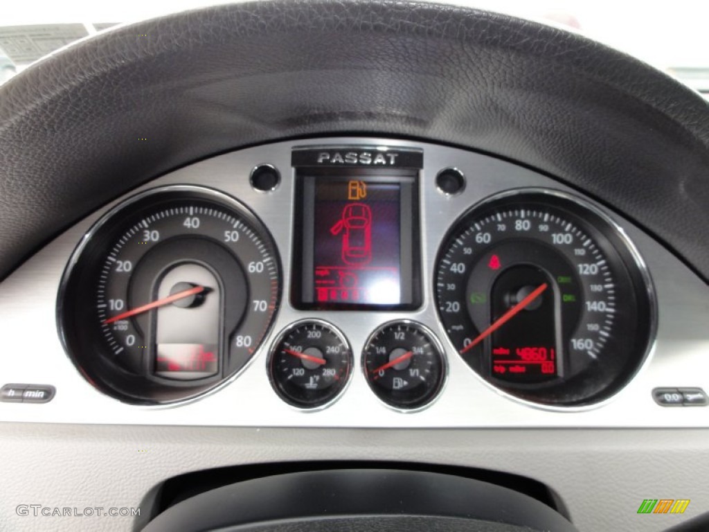 2006 Volkswagen Passat 3.6 4Motion Sedan Gauges Photo #50453907