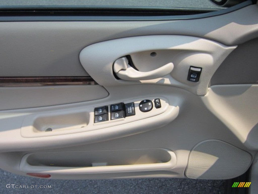 2002 Impala  - Sandrift Metallic / Neutral photo #12