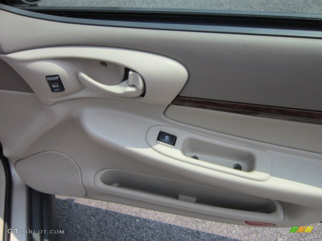 2002 Impala  - Sandrift Metallic / Neutral photo #18