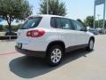 Candy White - Tiguan S Photo No. 5