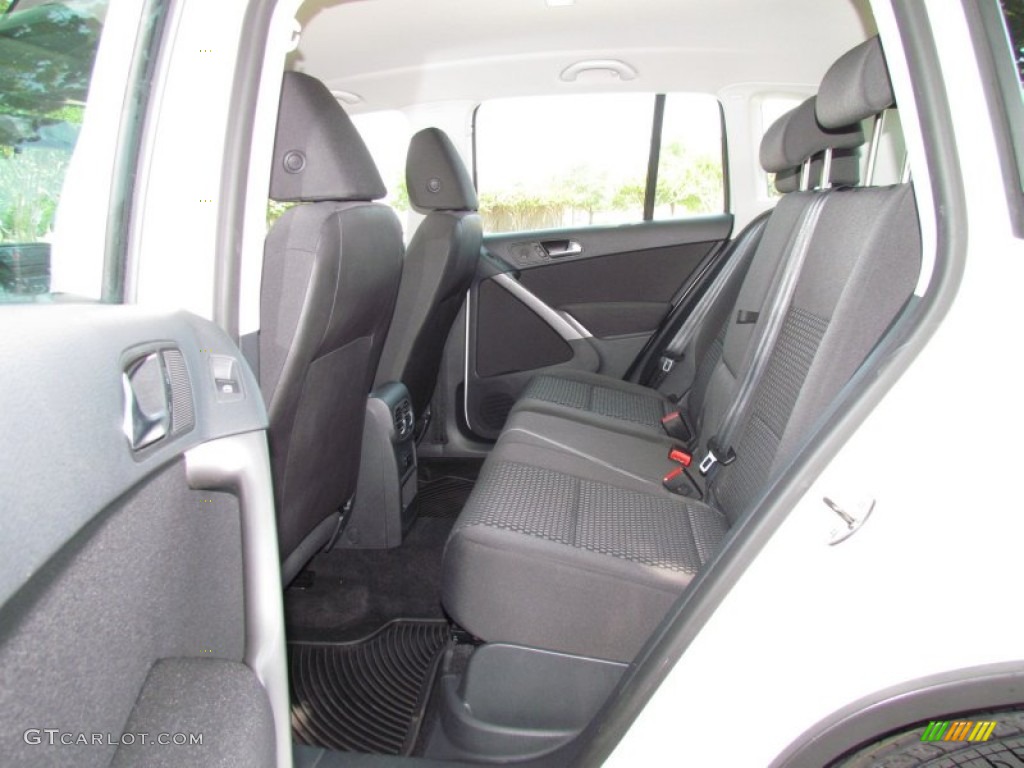 Charcoal Interior 2010 Volkswagen Tiguan S Photo #50456944
