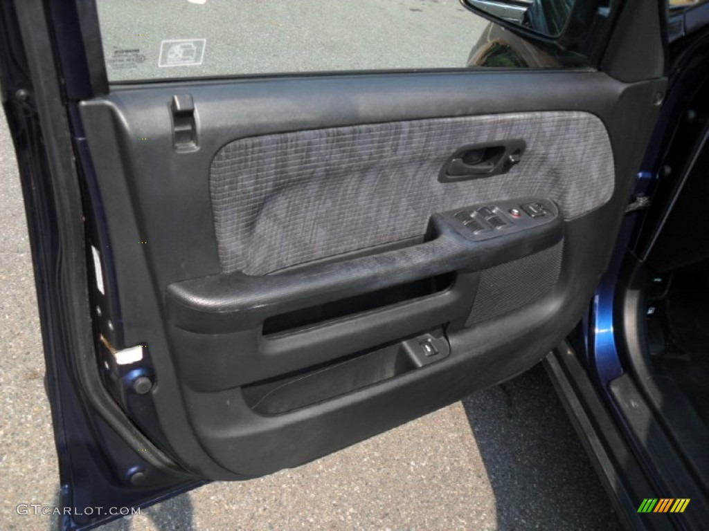 2004 CR-V LX 4WD - Eternal Blue Pearl / Black photo #8