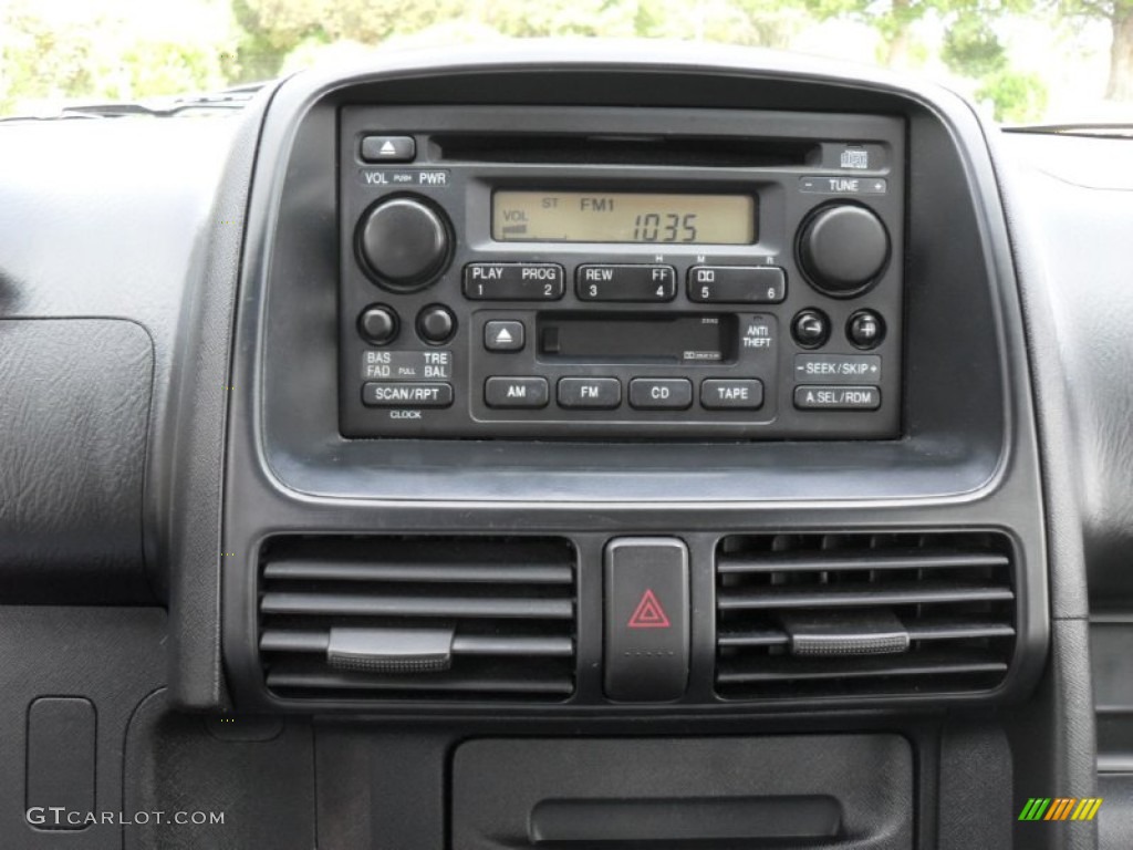2004 Honda CR-V LX 4WD Controls Photo #50457495