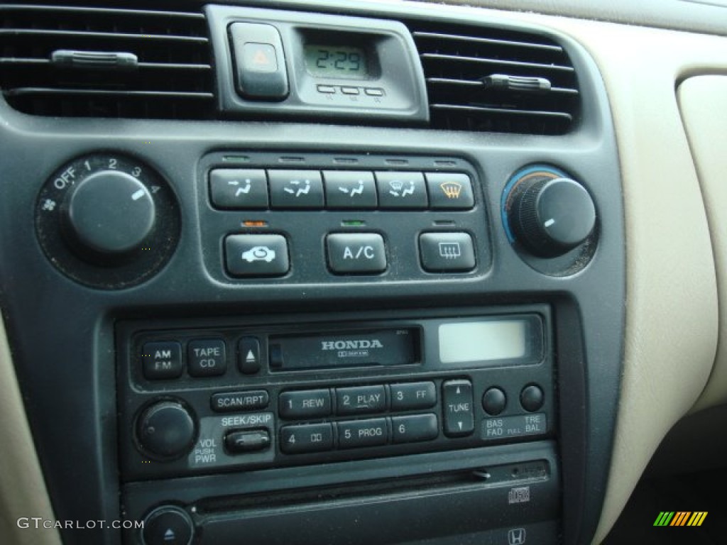 1999 Accord LX Sedan - Dark Emerald Pearl / Gray photo #7