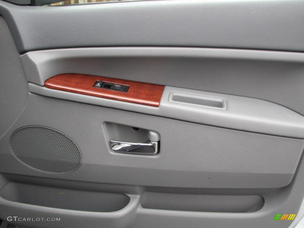 2005 Jeep Grand Cherokee Limited Medium Slate Gray Door Panel Photo #50458265