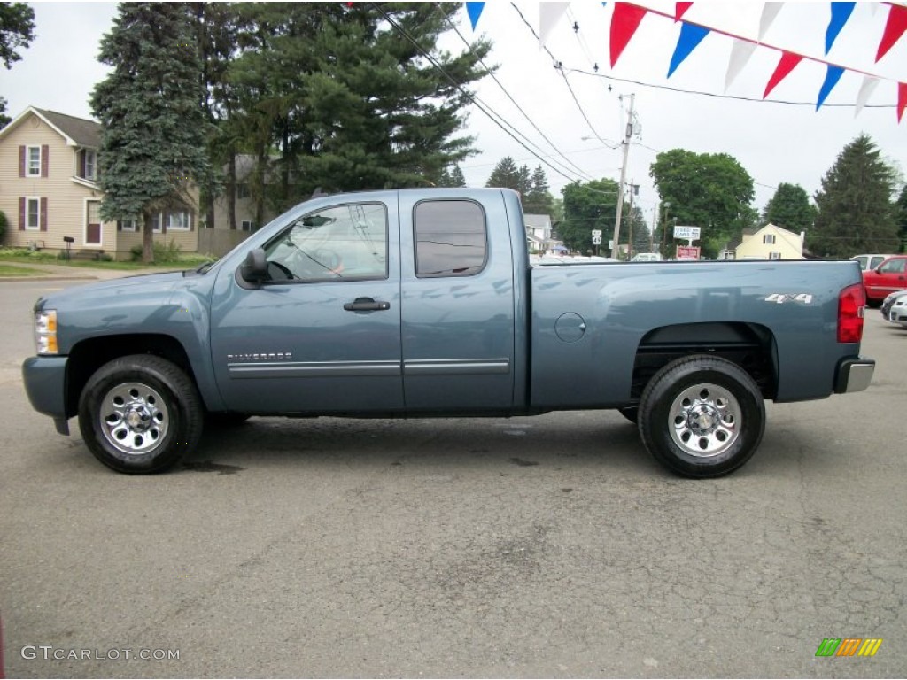 2011 Silverado 1500 LS Extended Cab 4x4 - Blue Granite Metallic / Dark Titanium photo #50