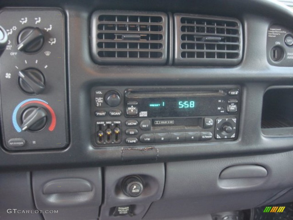 2001 Ram 1500 SLT Club Cab 4x4 - Black / Agate photo #8