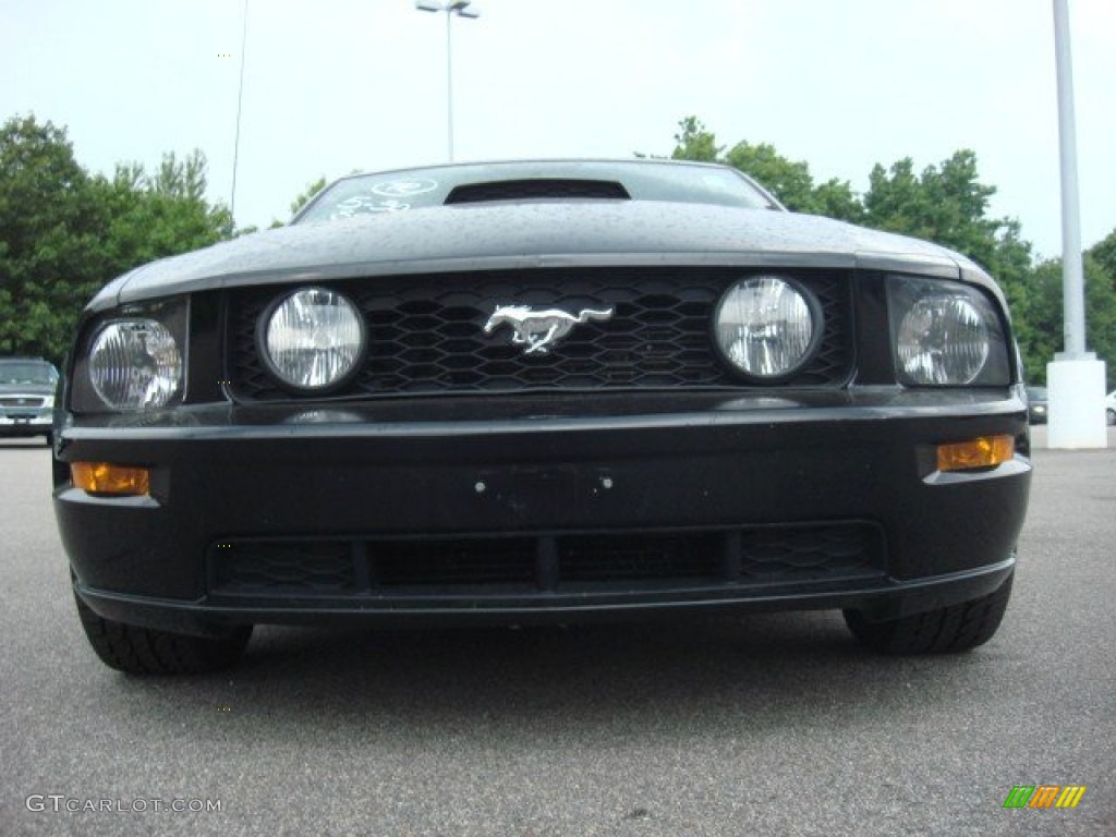 Black 2006 Ford Mustang GT Premium Coupe Exterior Photo #50460683