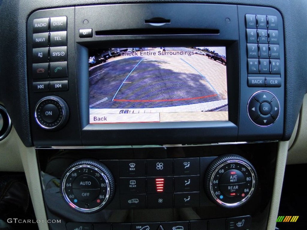 2011 Mercedes-Benz ML 550 4Matic Controls Photo #50464766
