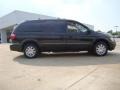 2005 Brilliant Black Chrysler Town & Country Limited  photo #2