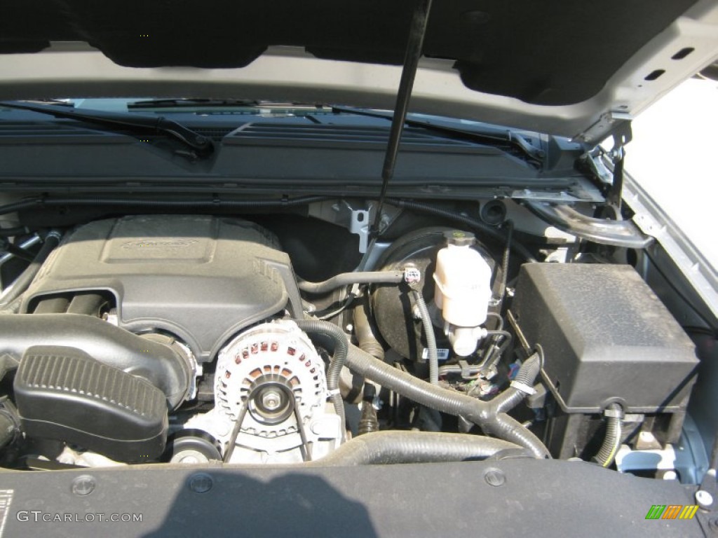 2010 Cadillac Escalade Premium Engine Photos