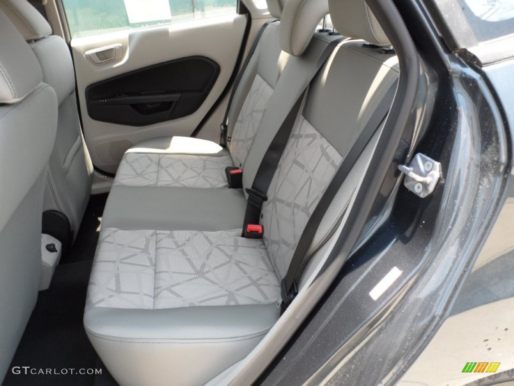 Light Stone/Charcoal Black Cloth Interior 2011 Ford Fiesta SE SFE Sedan Photo #50468077