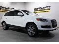 Calla White - Q7 3.6 Premium quattro Photo No. 3