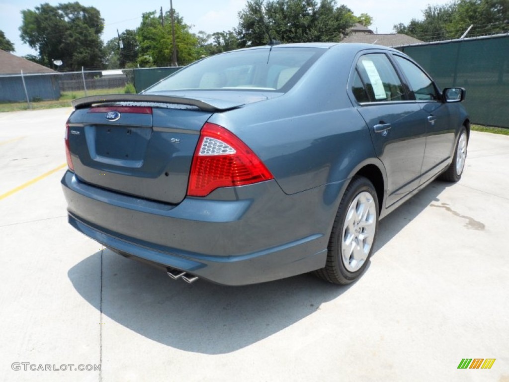 2011 Fusion SE - Steel Blue Metallic / Camel photo #3