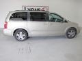 2009 Light Sandstone Metallic Dodge Grand Caravan SXT  photo #22