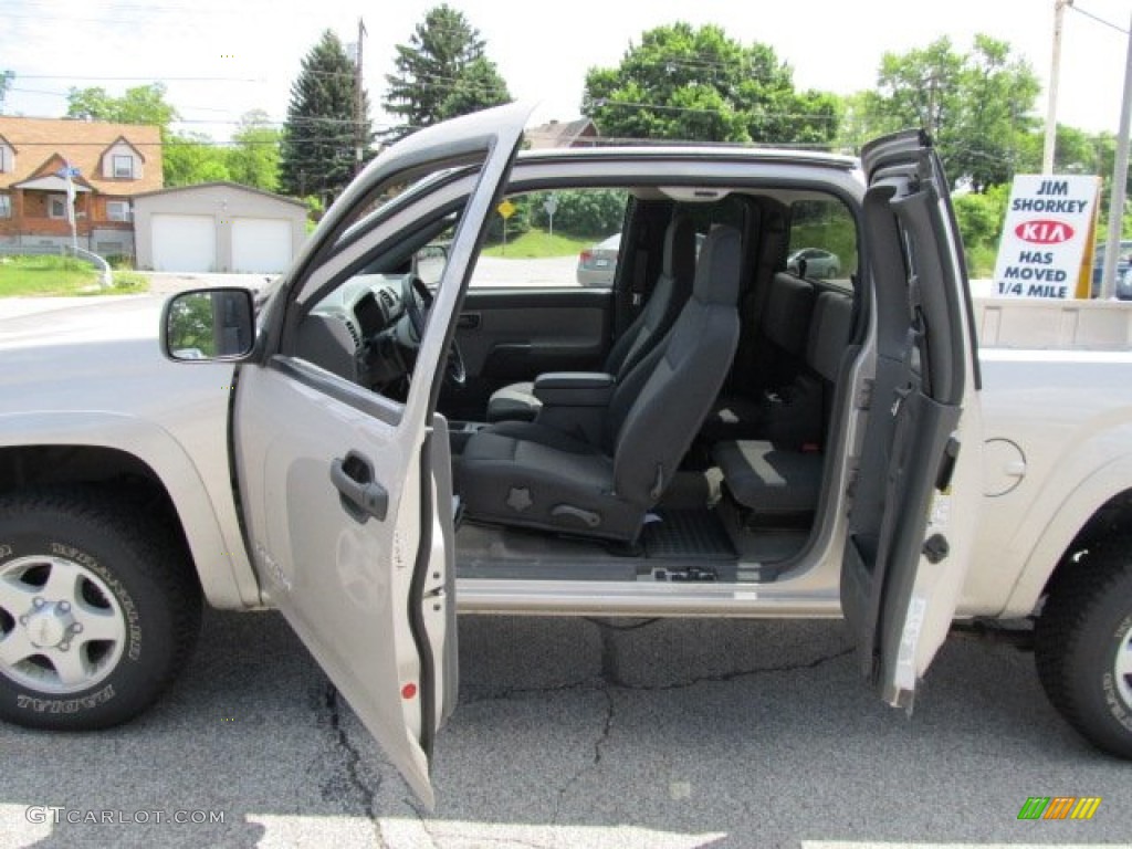 2005 Canyon SLE Extended Cab 4x4 - Silver Birch Metallic / Pewter photo #10