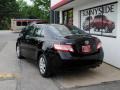Black - Camry LE Photo No. 4