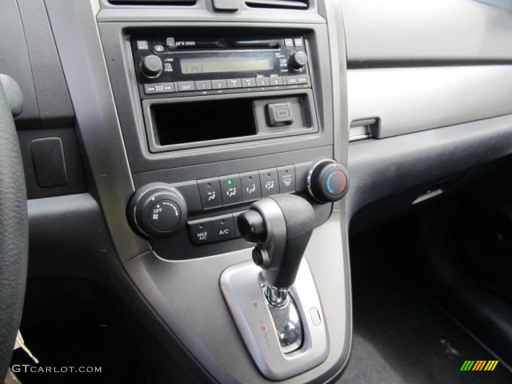 2010 Honda CR-V LX AWD Controls Photo #50470393