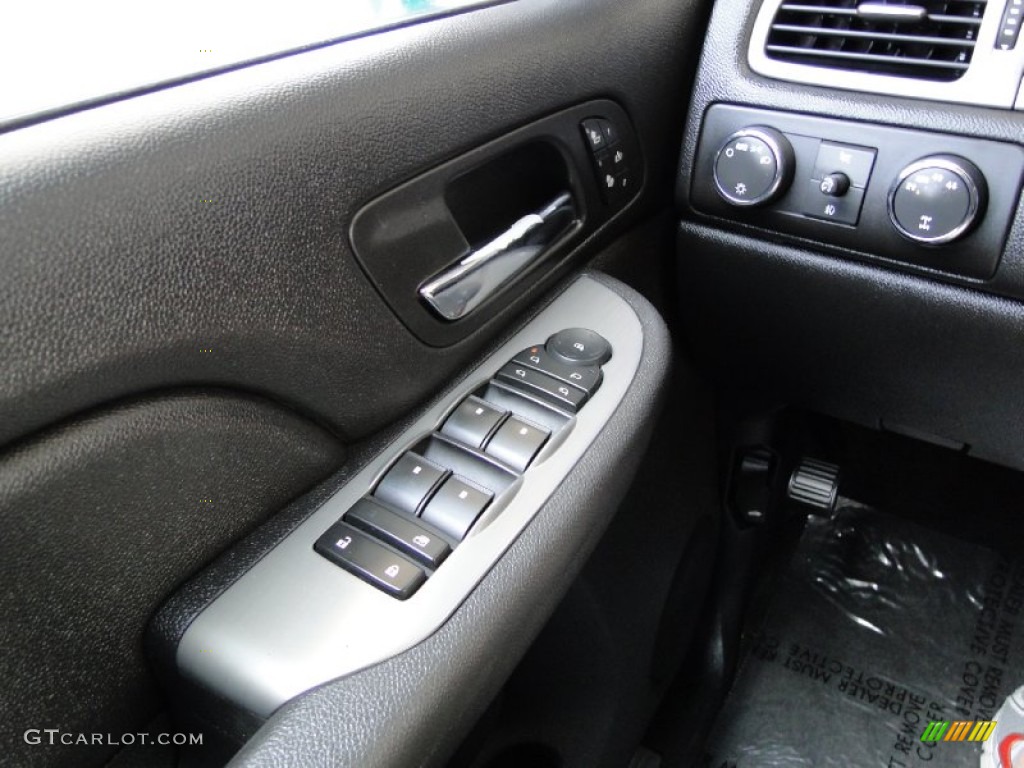 2008 Chevrolet Tahoe Z71 4x4 Controls Photo #50470471