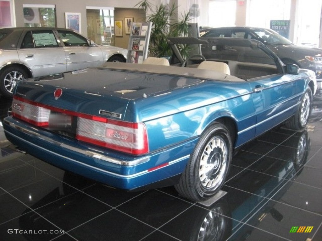 Verde Flax 1993 Cadillac Allante Convertible Exterior Photo #50472613