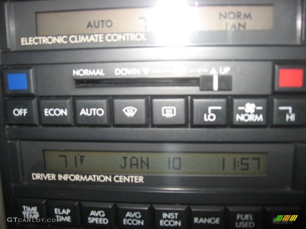 1993 Cadillac Allante Convertible Controls Photo #50472691