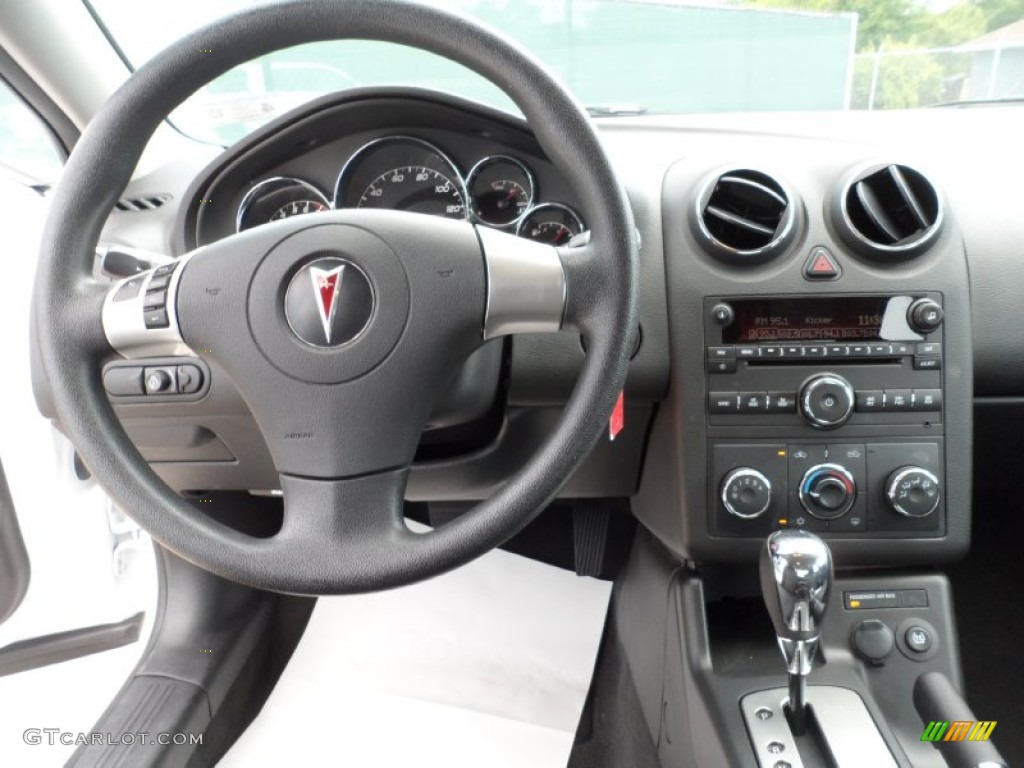 2010 G6 Sedan - Summit White / Ebony photo #38