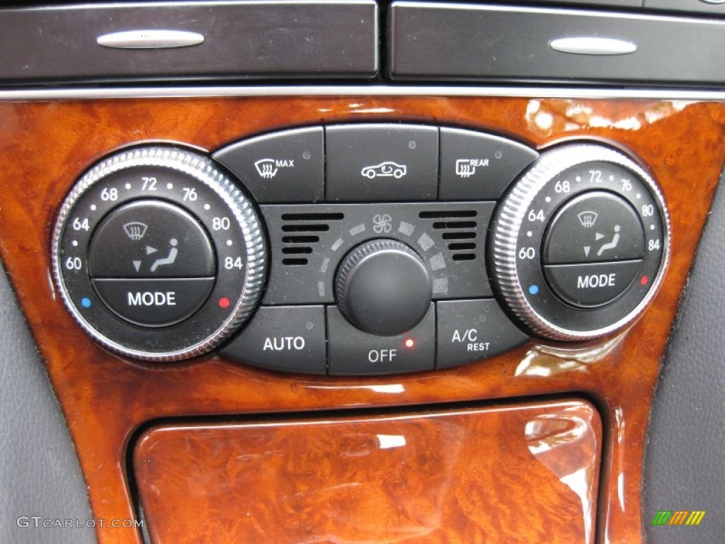 2009 Mercedes-Benz SL 550 Roadster Controls Photo #50475485