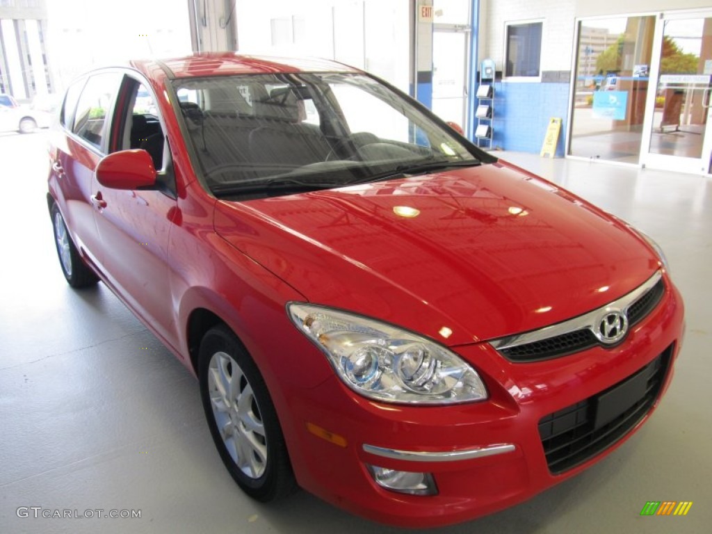2009 Elantra Touring - Chilipepper Red / Black photo #5