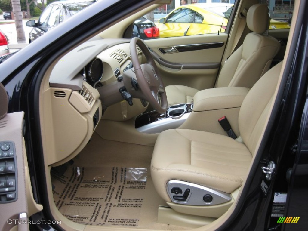 Cashmere Interior 2010 Mercedes-Benz R 350 4Matic Photo #50476366