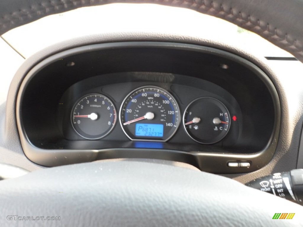 2010 Hyundai Santa Fe Limited Gauges Photo #50476664