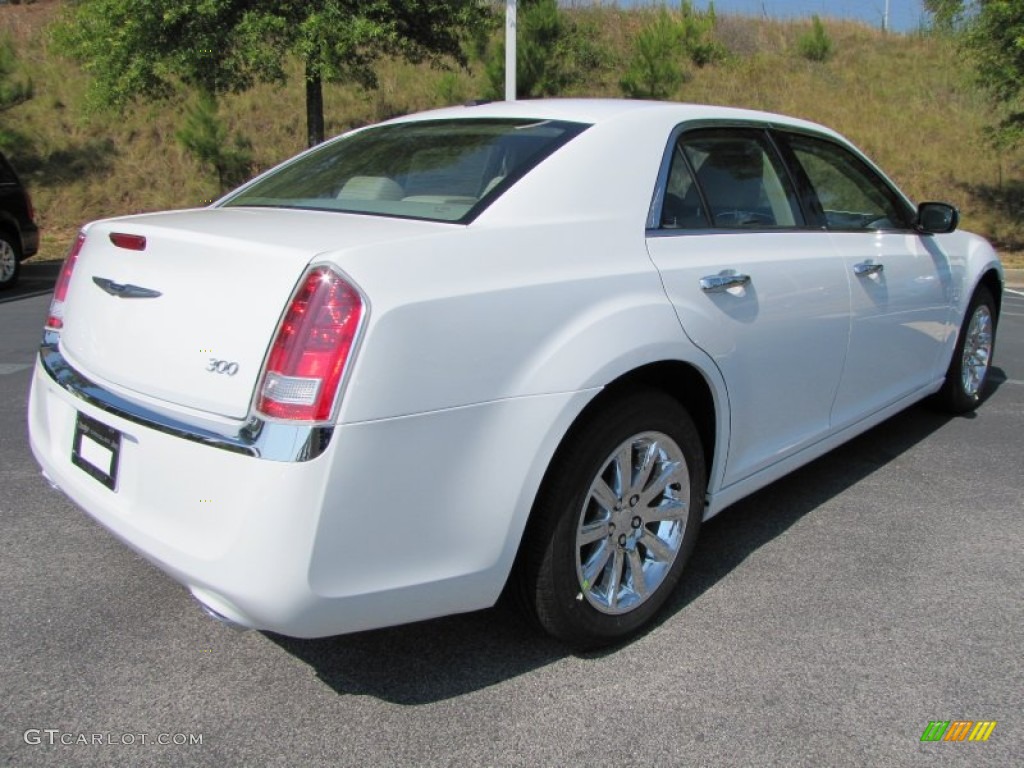 2011 300 Limited - Bright White / Black/Light Frost Beige photo #3