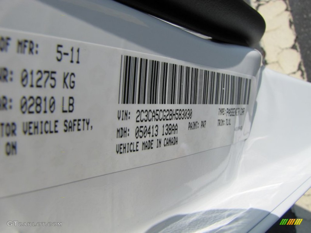 2011 300 Limited - Bright White / Black/Light Frost Beige photo #13