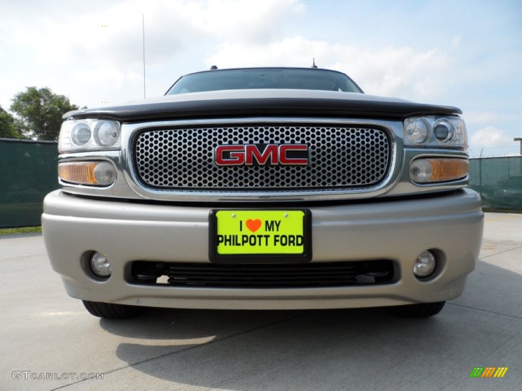 2004 Yukon XL Denali AWD - Silver Birch Metallic / Stone Gray photo #9