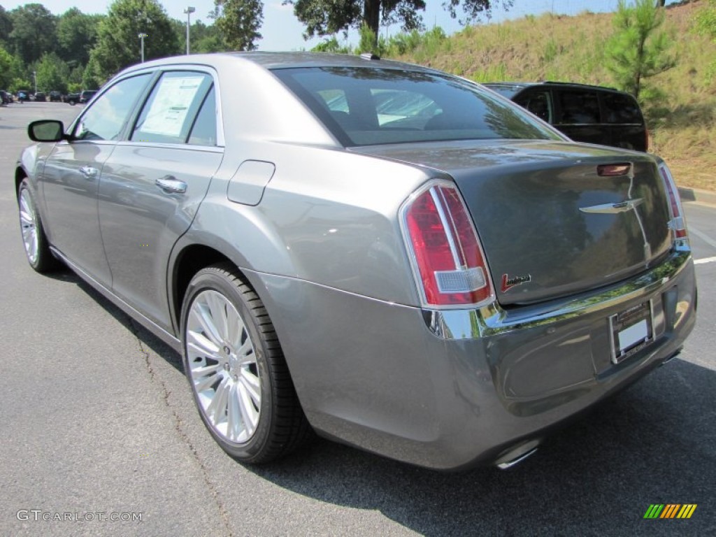 Tungsten Metallic 2011 Chrysler 300 C Hemi Exterior Photo #50478565