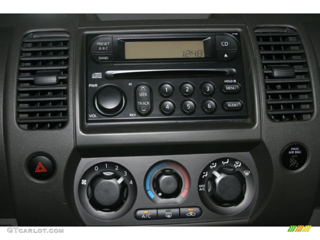 2007 Nissan Xterra Off Road 4x4 Controls Photo #50478667
