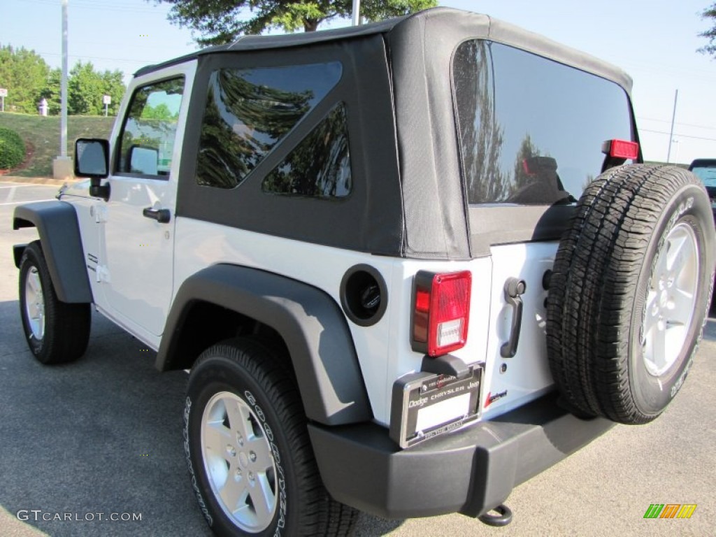 2011 Wrangler Sport S 4x4 - Bright White / Black photo #2