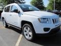 2011 Bright White Jeep Compass 2.0 Latitude  photo #4