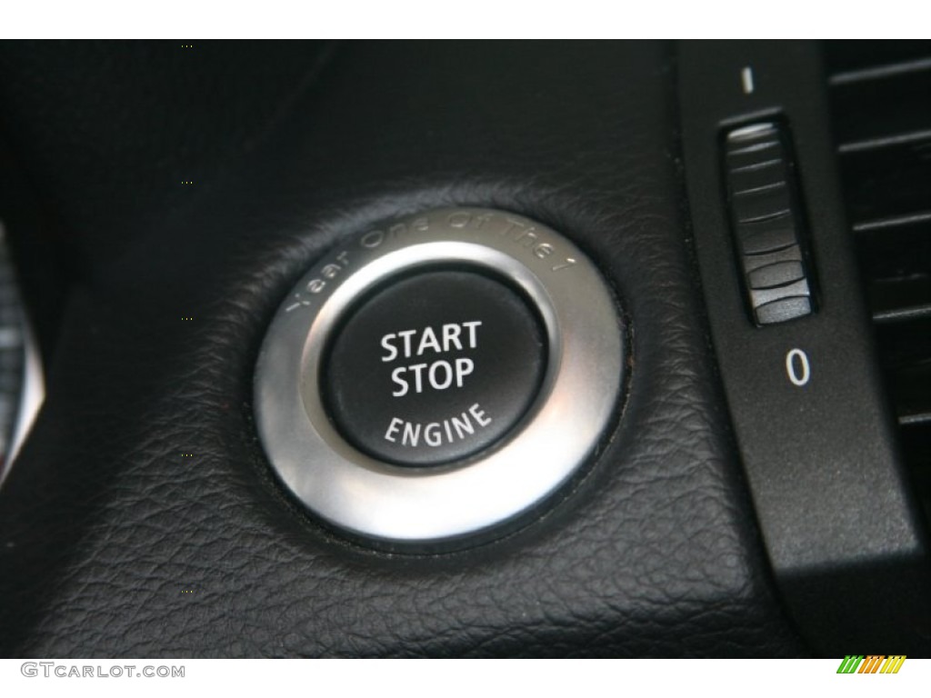 2008 BMW 1 Series 128i Convertible Controls Photo #50480398