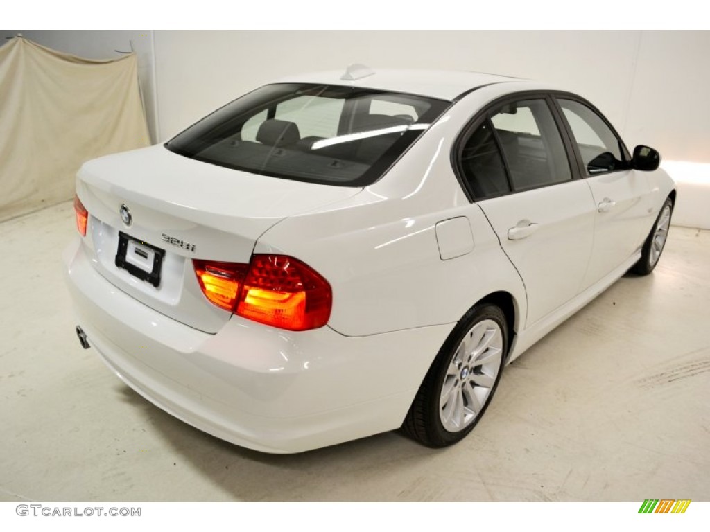 Alpine White 2011 BMW 3 Series 328i Sedan Exterior Photo #50481247