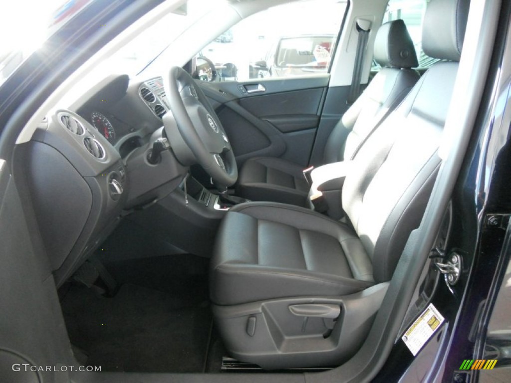 Charcoal Interior 2011 Volkswagen Tiguan SE Photo #50488366