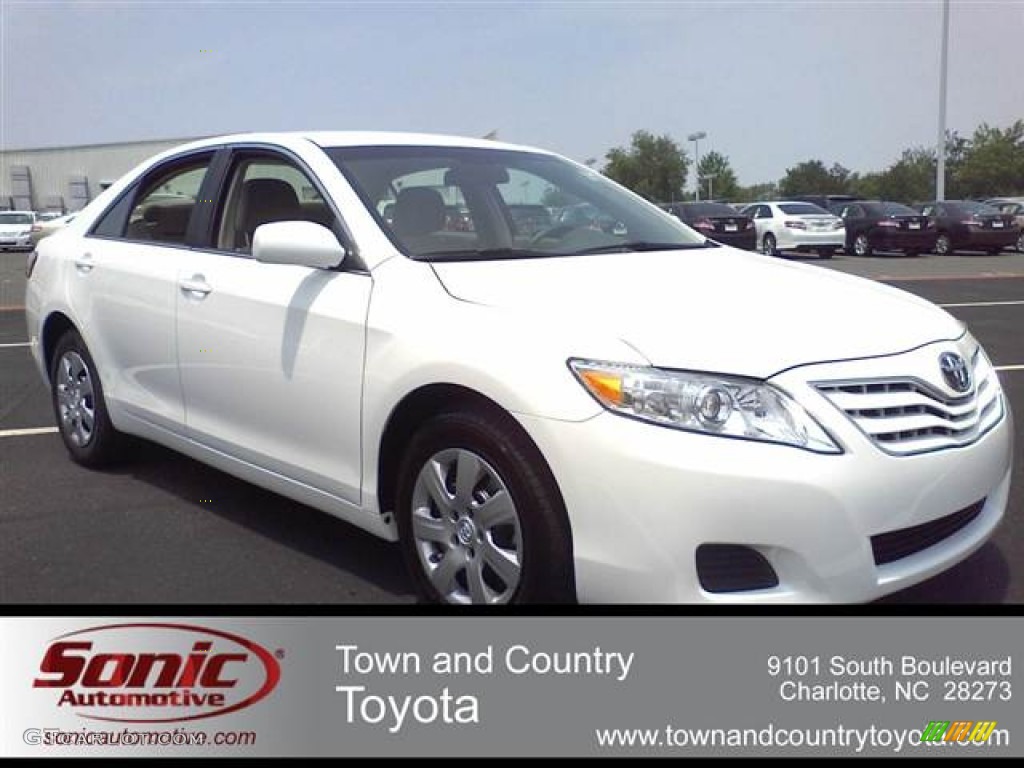 2011 Camry  - Super White / Bisque photo #1