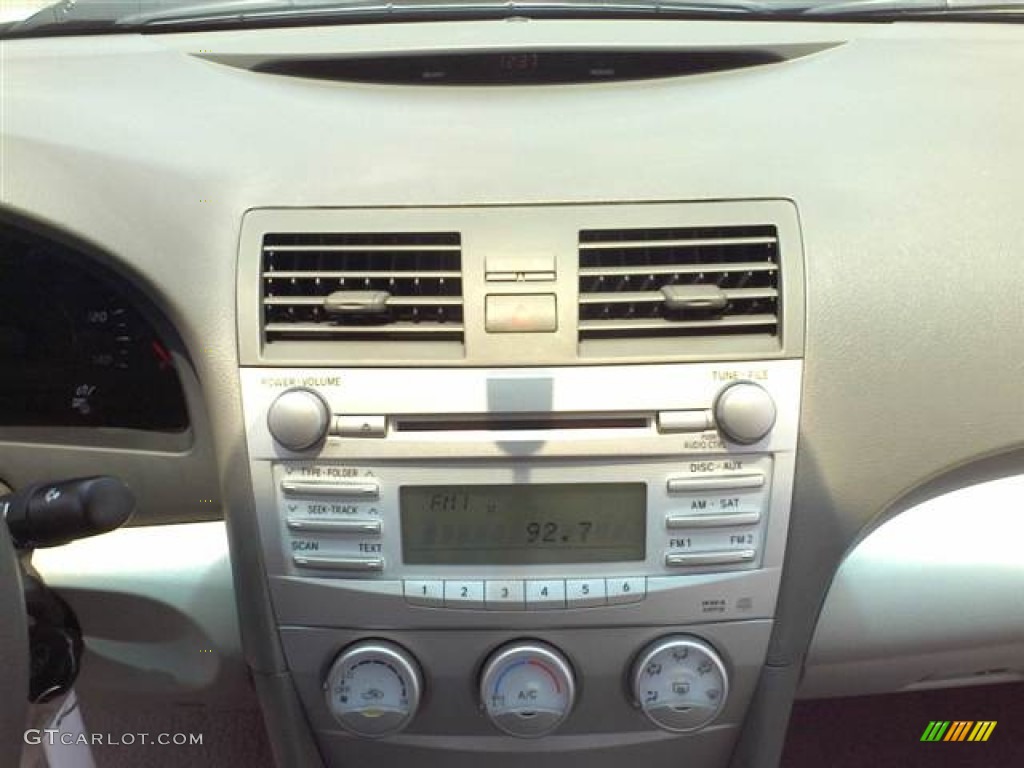 2011 Camry  - Super White / Bisque photo #8