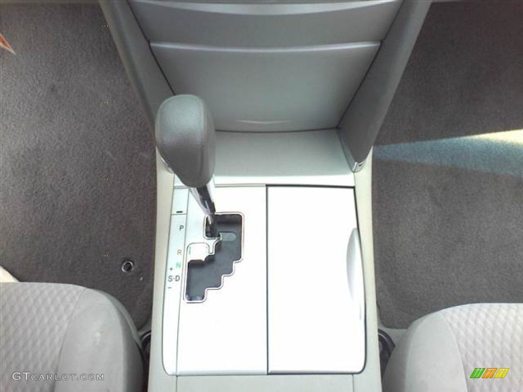 2011 Camry  - Super White / Bisque photo #10