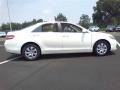 Super White - Camry  Photo No. 17